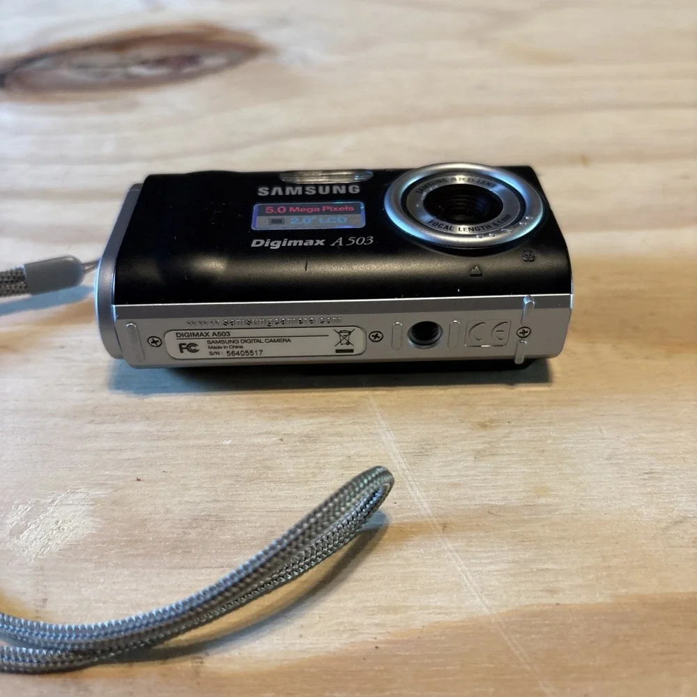 Samsung Digimax A503 5.0MP Compact Digital Camera Black PARTS OR REPAIR